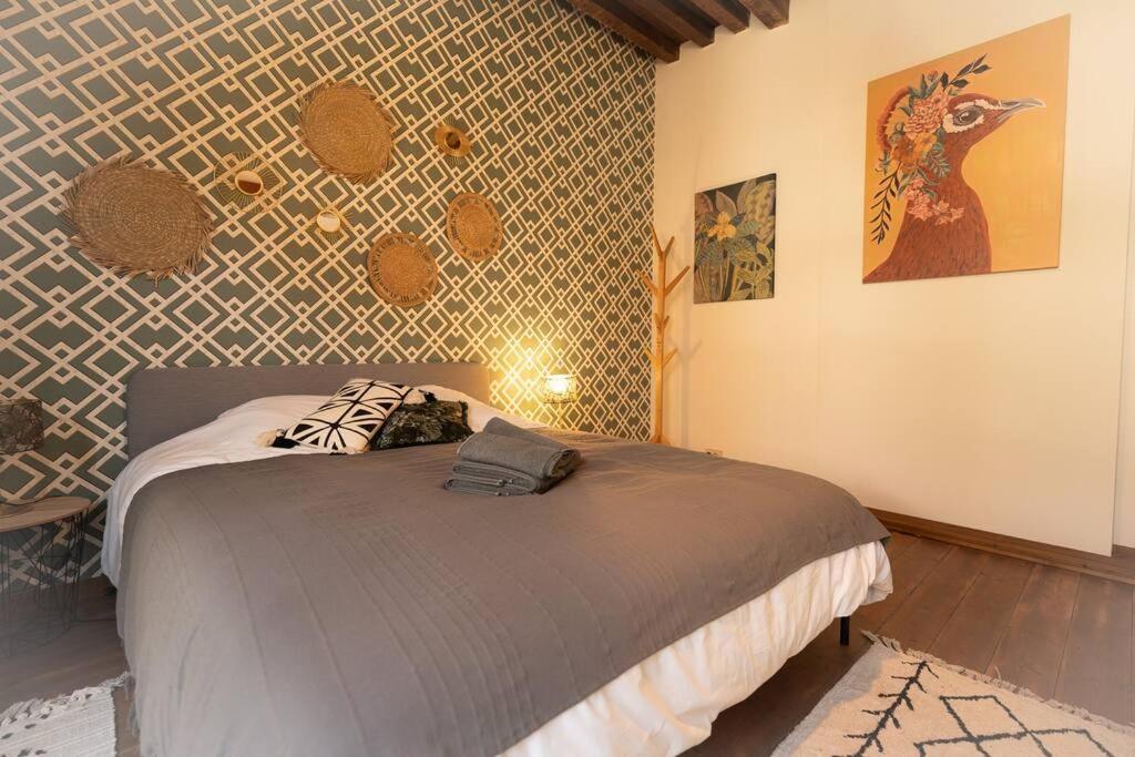 Camelia, Un Charme Montois Mons Exterior foto