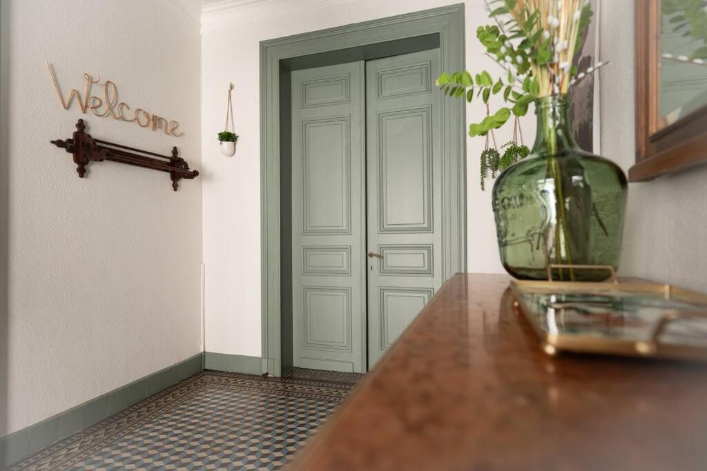 Camelia, Un Charme Montois Mons Exterior foto